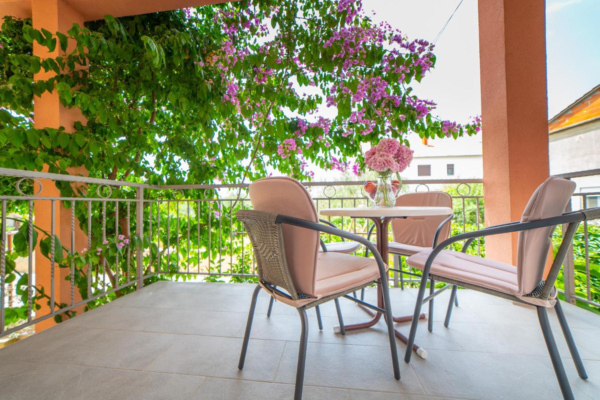 House Of Mile Hotel Zadar Exterior photo